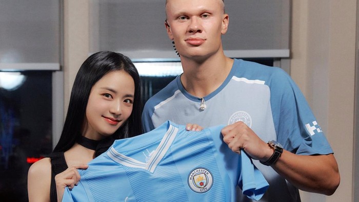 Man City ke Korea Selatan, Haaland Foto Bareng Jisoo BLACKPINK